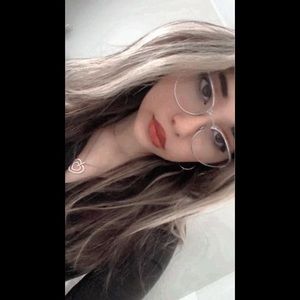 Meet your Posher, Jaclyn